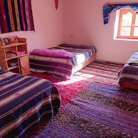 Maison D'Hotes Agdal Telouet Tiguidert Bagian luar foto